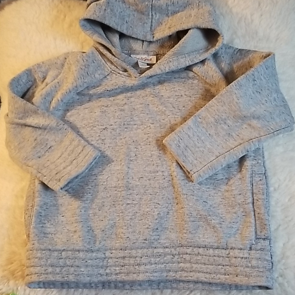 Very cozy warm sweatshirt size 4t.